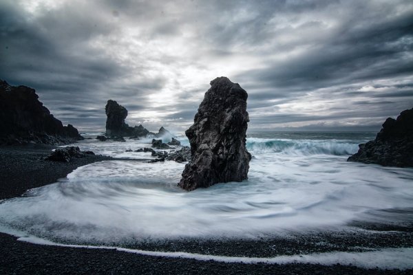 7 Coastal Landscape Photography Tips (+ Examples)